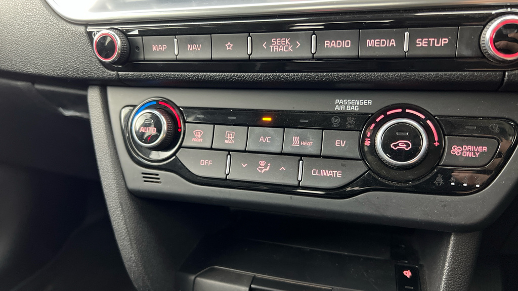Kia e-Niro 150Kw 4 64Kwh Silver #22