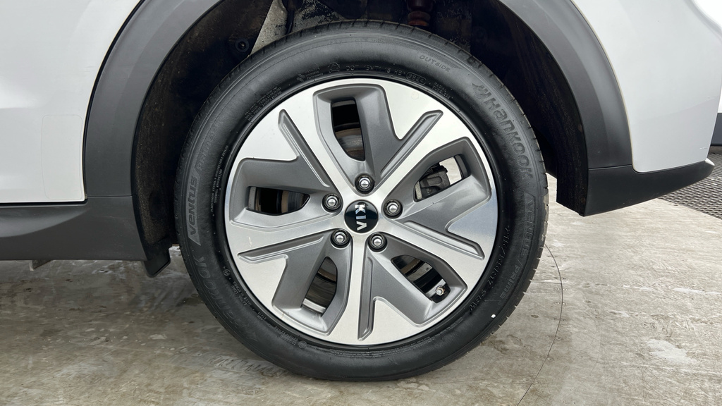 Kia e-Niro 150Kw 4 64Kwh Silver #30