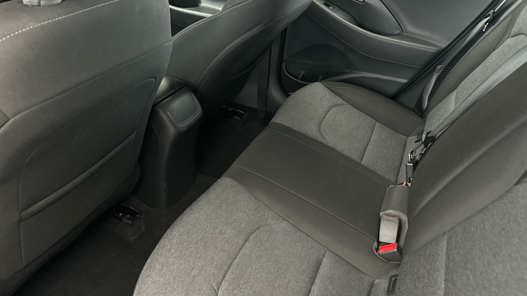 Hyundai I30 Hatchback Red #17