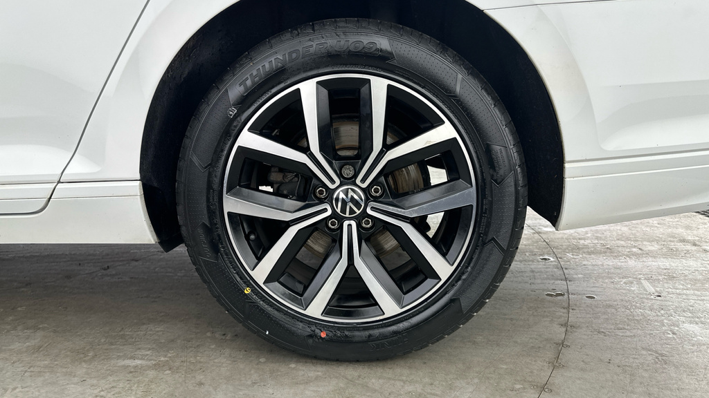 Volkswagen Passat 2.0 Tdi R-line Estate Dsg Grey #29