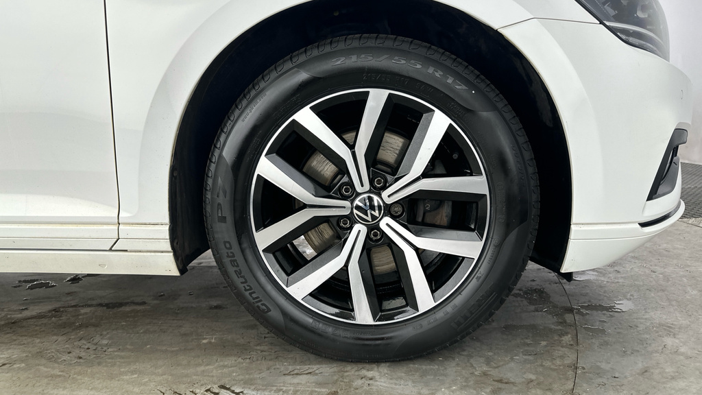 Volkswagen Passat 2.0 Tdi R-line Estate Dsg Grey #31