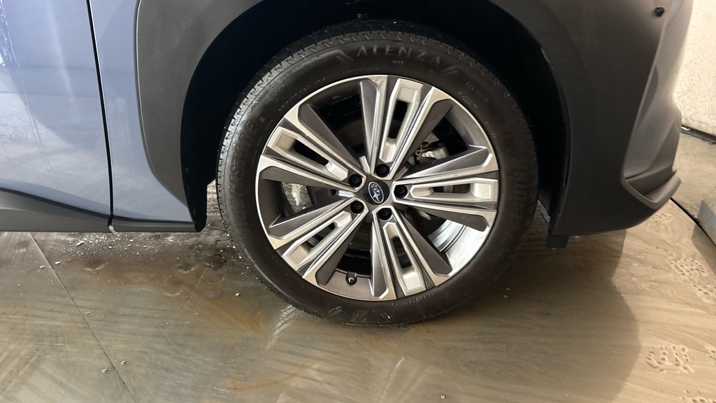 Subaru Solterra Touring Silver #23
