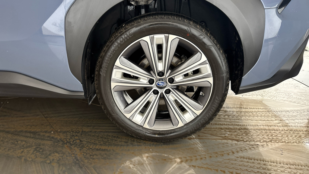 Subaru Solterra Touring Silver #21