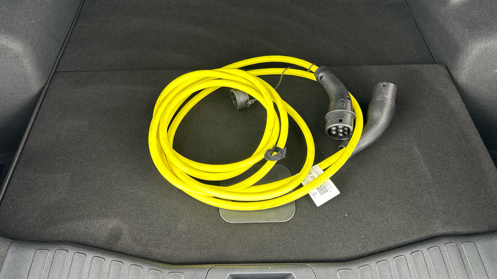Ford Capri 250Kw Premium 79Kwh Awd Yellow #31