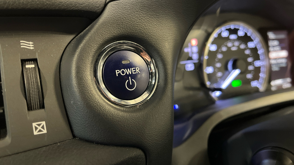 Lexus CT 200H 1.8 Se-i Cvt Navigation Hatchback Silver #14