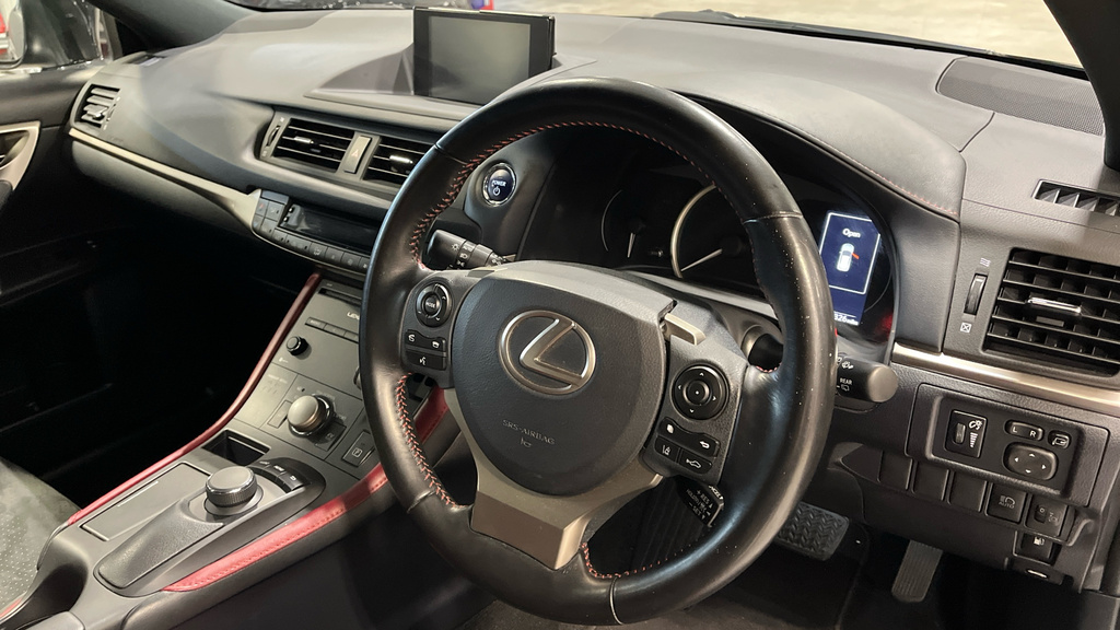 Lexus CT 200H 1.8 Se-i Cvt Navigation Hatchback Silver #9