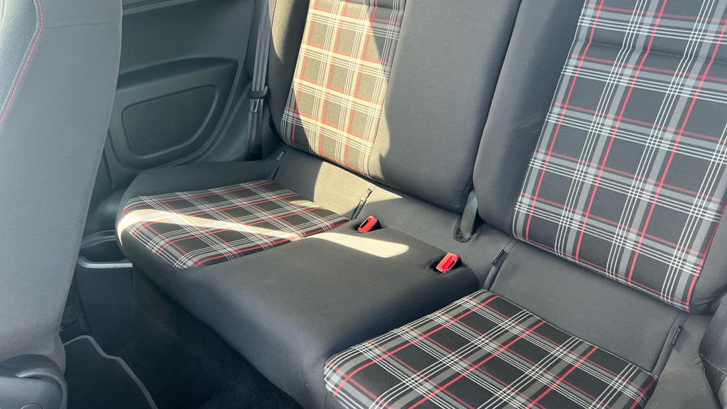 Volkswagen Up 1.0 Up Beats Euro 6 Ss Red #14