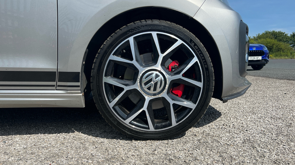 Volkswagen Up 1.0 Up Beats Euro 6 Ss Red #20