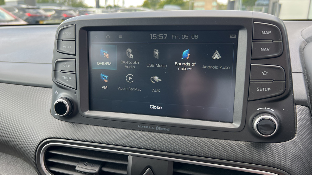 Hyundai Kona Kona Premium Black #38