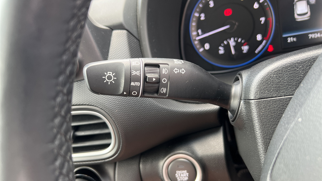 Hyundai Kona Kona Premium Black #29