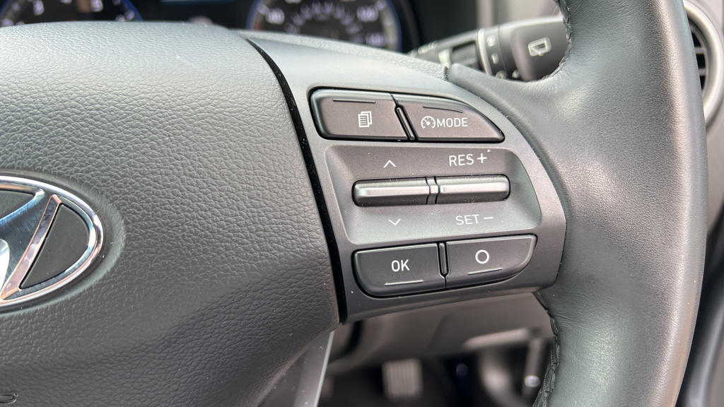 Hyundai Kona Kona Premium Black #26