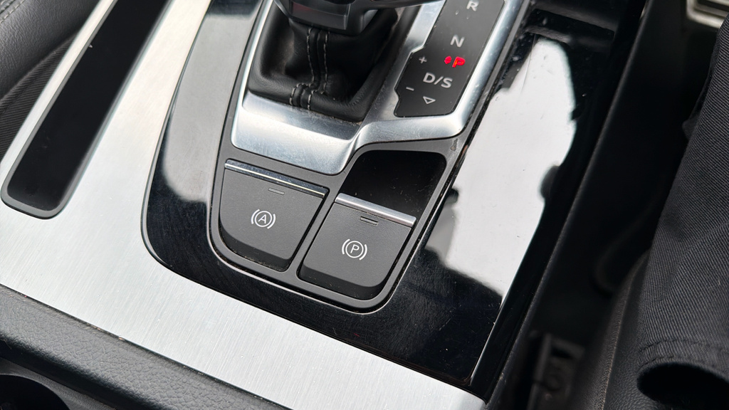 Audi Q5 2022 2.0 Tdi 40 Edition 1 Suv S Tronic Black #14