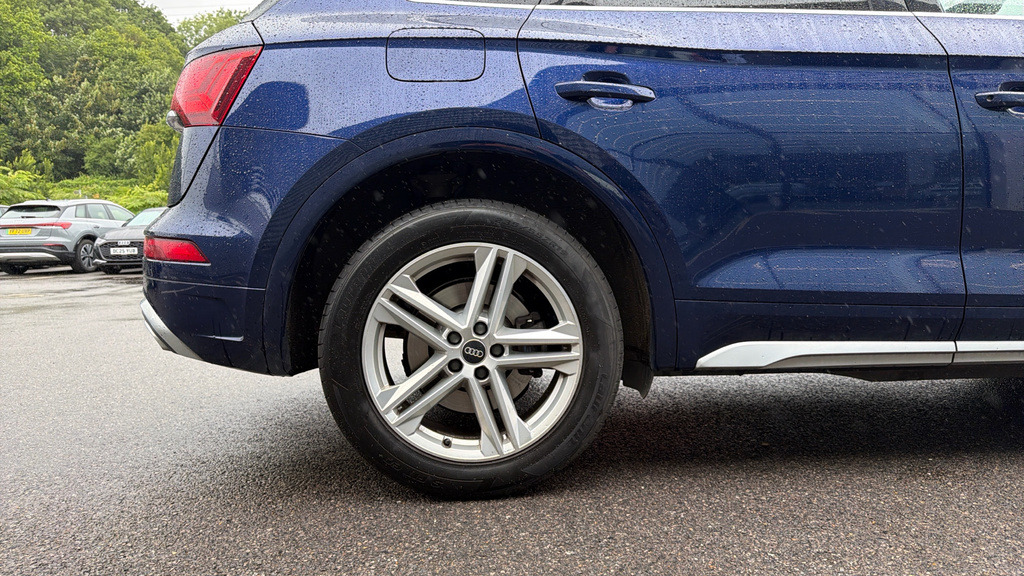 Audi Q5 2022 2.0 Tdi 40 Edition 1 Suv S Tronic Black #23