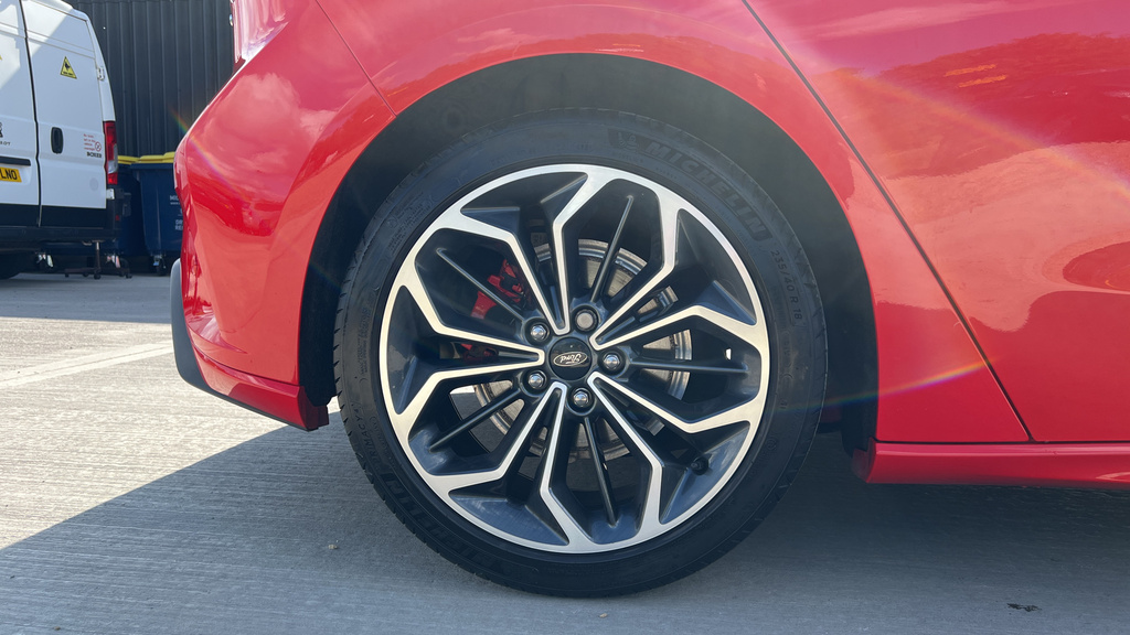 Ford Focus 1.0 Ecoboost St-line 5Dr- Red Stitching, Front R Black #18