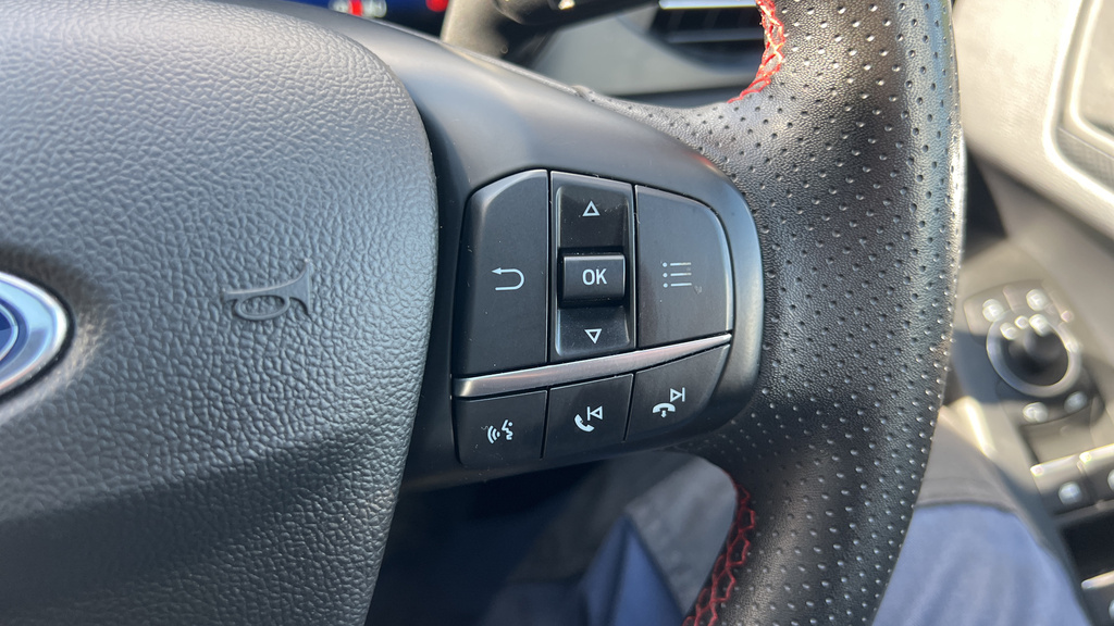 Ford Focus 1.0 Ecoboost St-line 5Dr- Red Stitching, Front R Black #22
