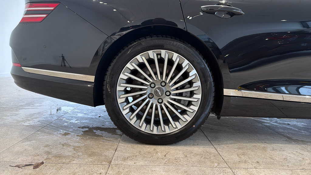 Genesis G80 G80e Luxury Awd Black #18