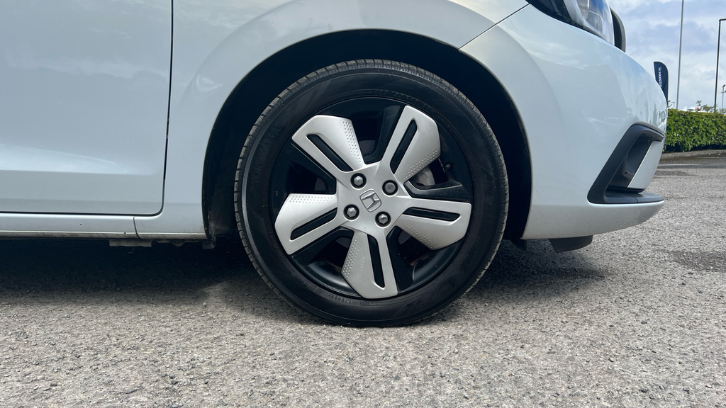 Honda Jazz 1.5 I-mmd Hybrid Se Ecvt Black #26
