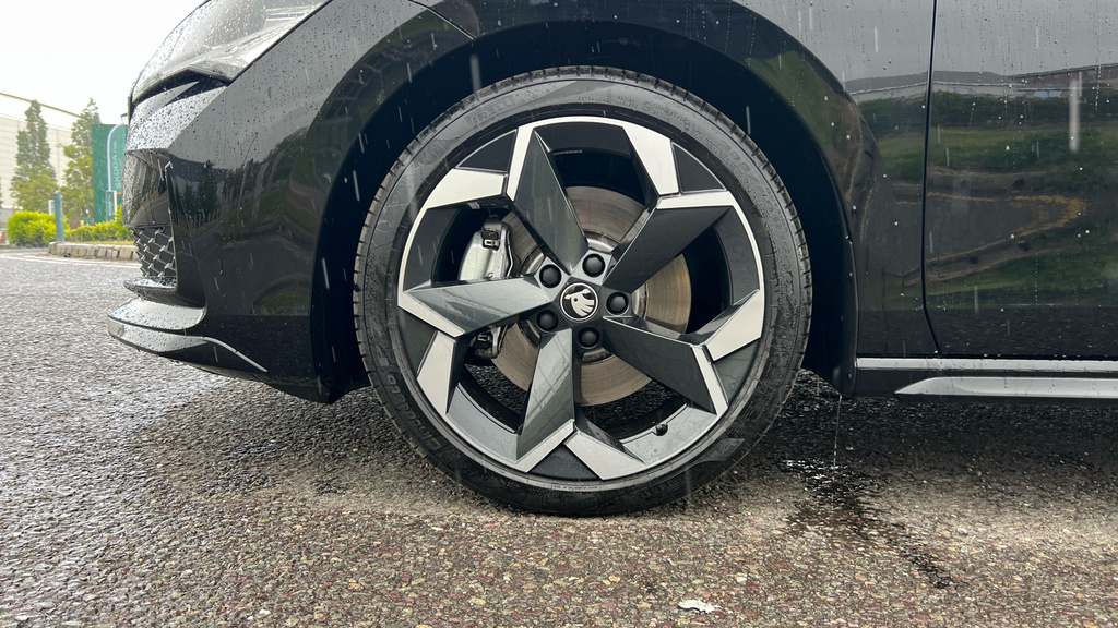 Skoda Superb 1.5 Tsi E-tec Se L Dsg 0 Ps Red #25