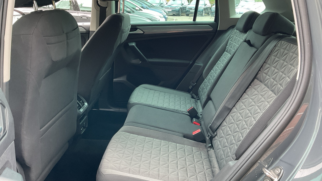 Volkswagen Tiguan 1.5 Tsi Life Suv Euro 6 Ss 1 Grey #14
