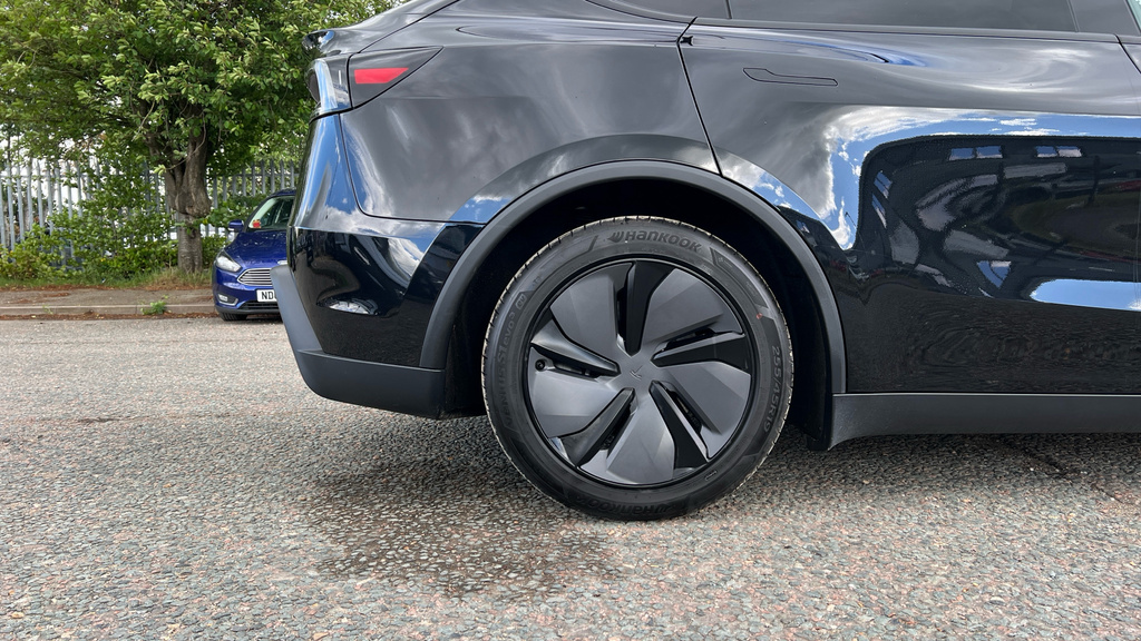 Tesla Model Y 62.5Kwh Standard Rwd Grey #22