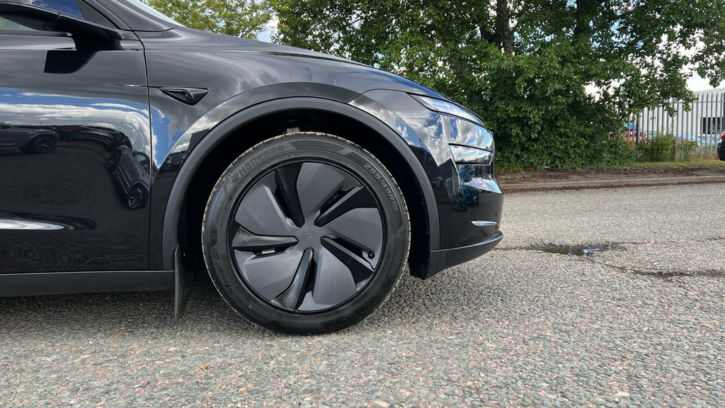 Tesla Model Y 62.5Kwh Standard Rwd Grey #23