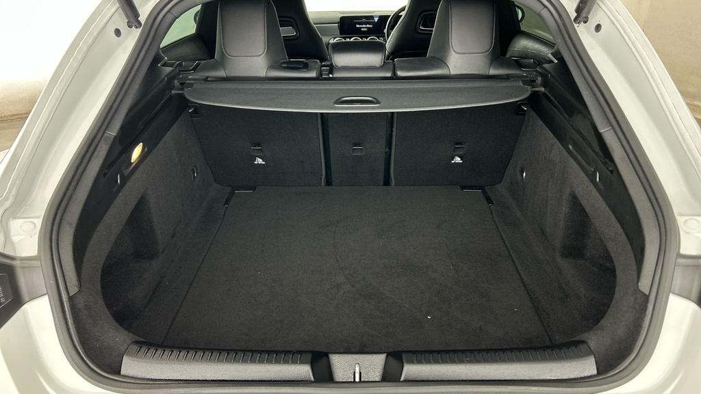 Mercedes-Benz CLA Class Cla 200 Amg Line Premium Plus Tip  #26