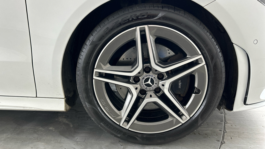 Mercedes-Benz CLA Class Cla 200 Amg Line Premium Plus Tip  #31
