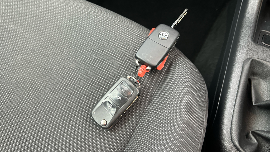 Volkswagen Up Up 2016 1.0 60Ps Beats Red #24