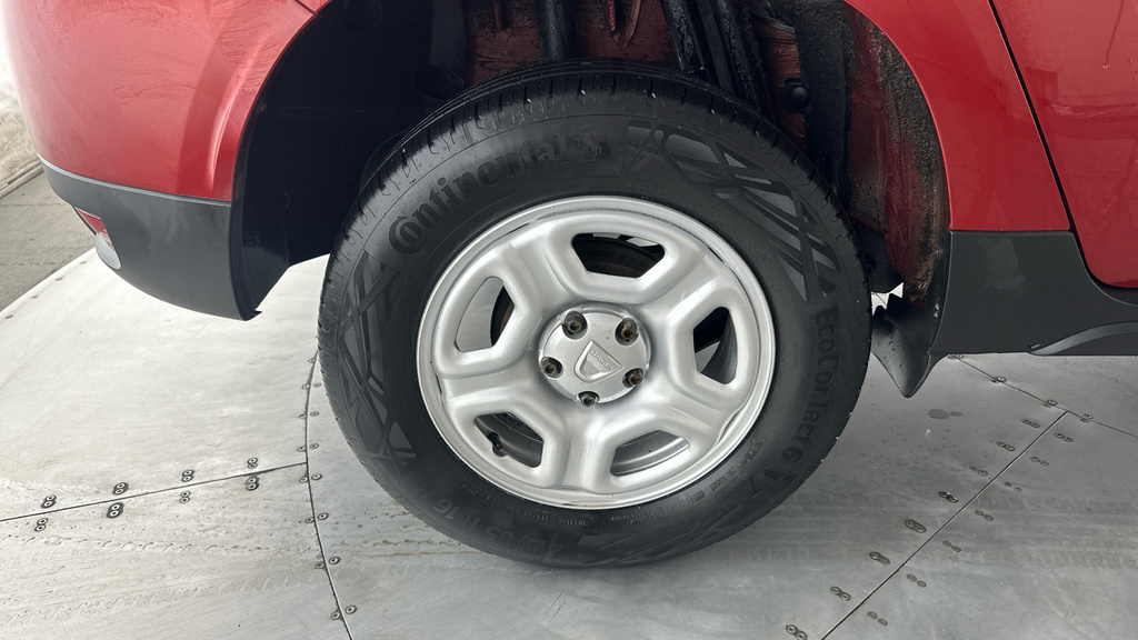 Dacia Duster 1.0 Tce 100 Bi-fuel Essential 6 Speed White #21