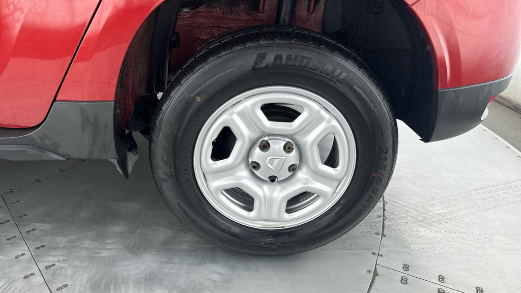 Dacia Duster 1.0 Tce 100 Bi-fuel Essential 6 Speed White #20
