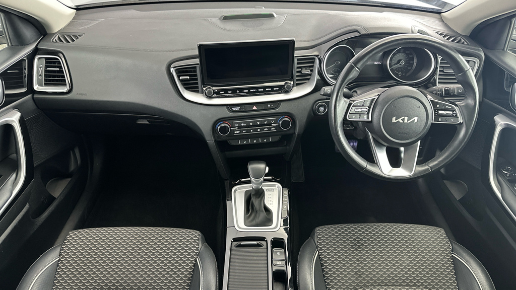 Kia Xceed 1.0T Gdi Isg 2 White #14