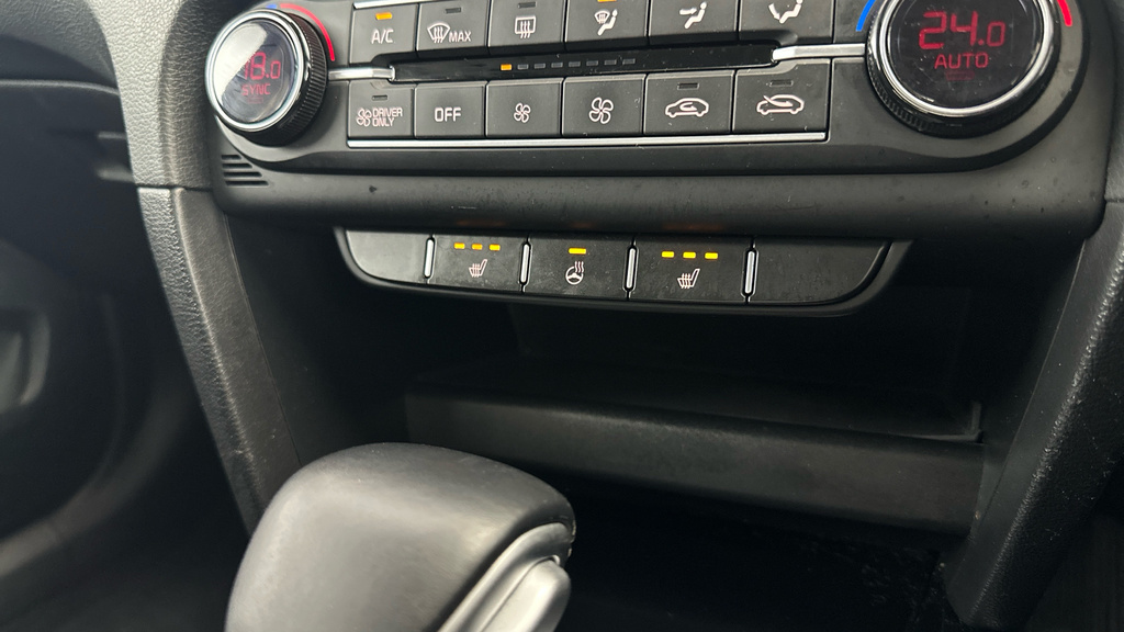 Kia Xceed 1.0T Gdi Isg 2 White #23