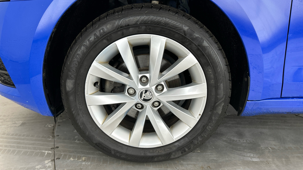 Skoda Octavia Se Grey #19