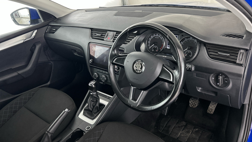 Skoda Octavia Se Grey #9
