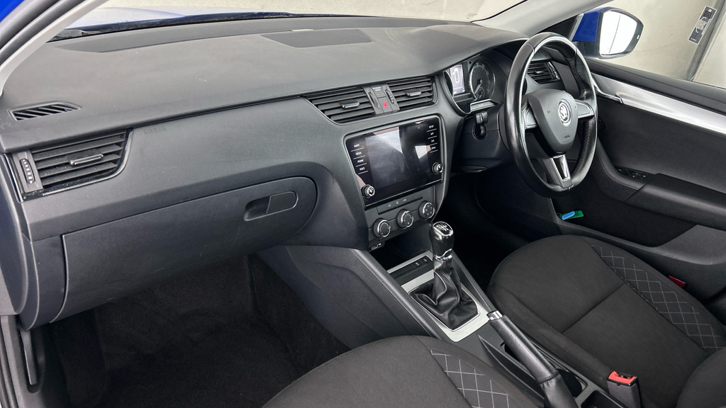Skoda Octavia Se Grey #10