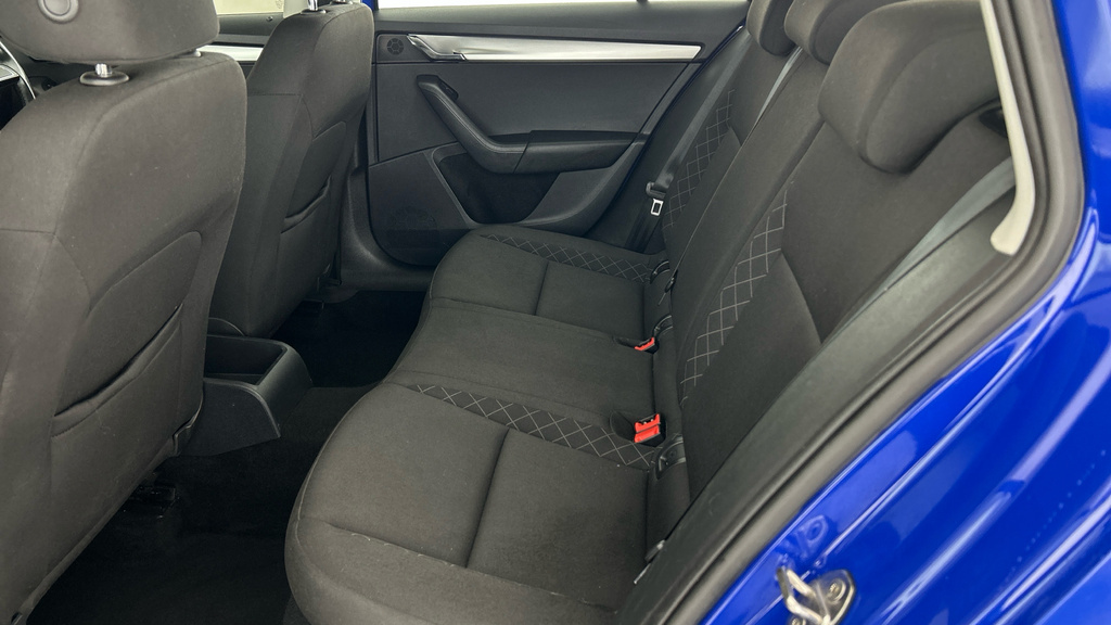 Skoda Octavia Se Grey #16