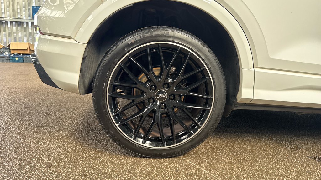 Audi Q2 Tdi Sport Silver #19