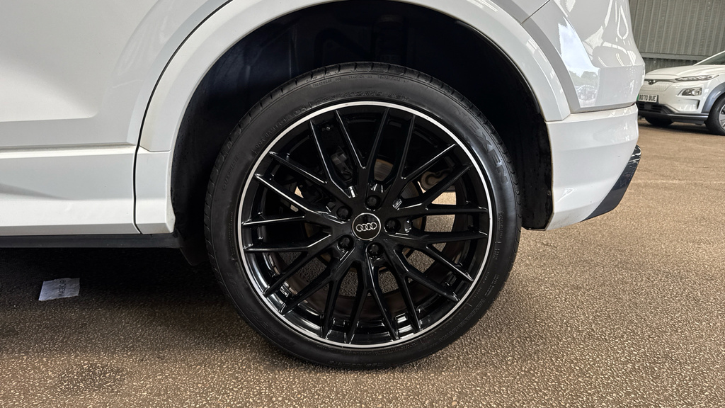 Audi Q2 Tdi Sport Silver #18