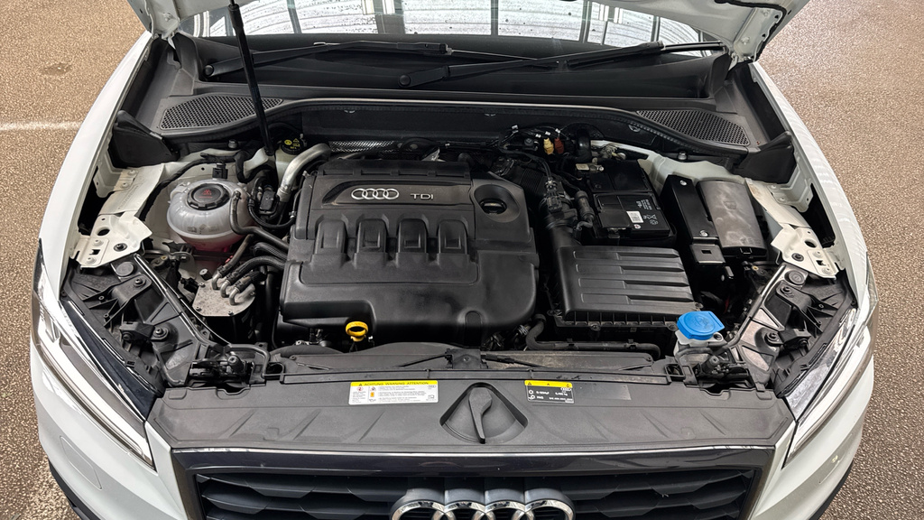 Audi Q2 Tdi Sport Silver #16