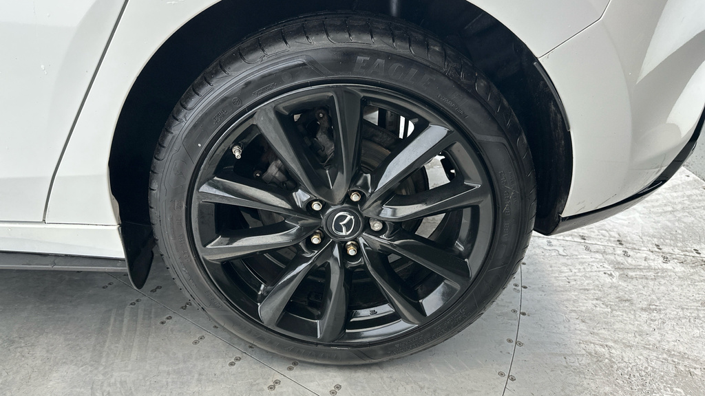 Mazda 3 1.8 Skyactiv-d Sport Lux Grey #25