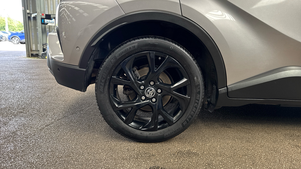 Toyota C-Hr Excel Silver #19