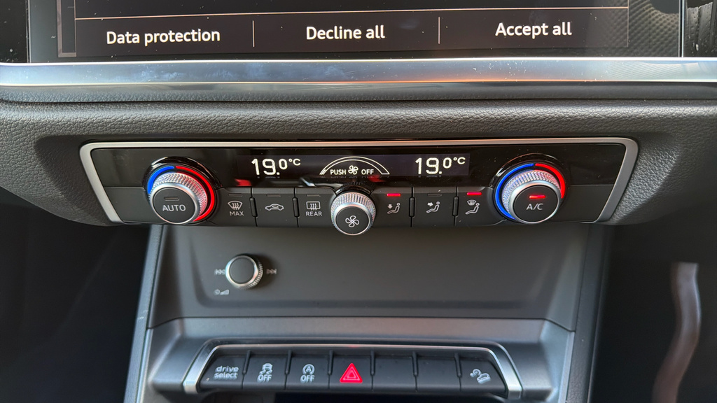 Audi Q3 35 Tfsi S Line S Tronic Leather White #48
