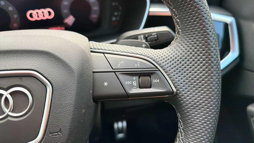 Audi Q3 35 Tfsi S Line S Tronic Leather White #29