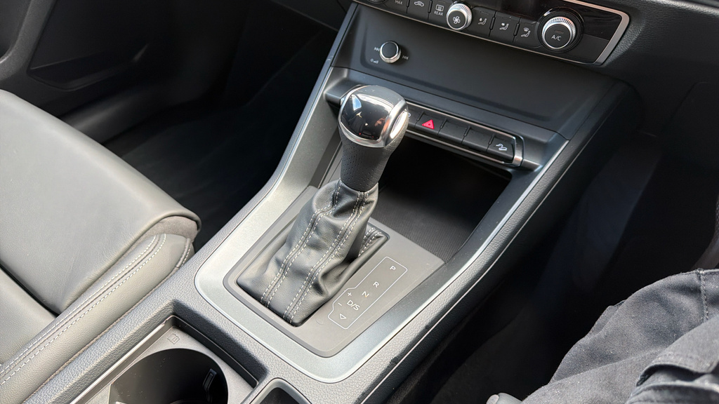 Audi Q3 35 Tfsi S Line S Tronic Leather White #33