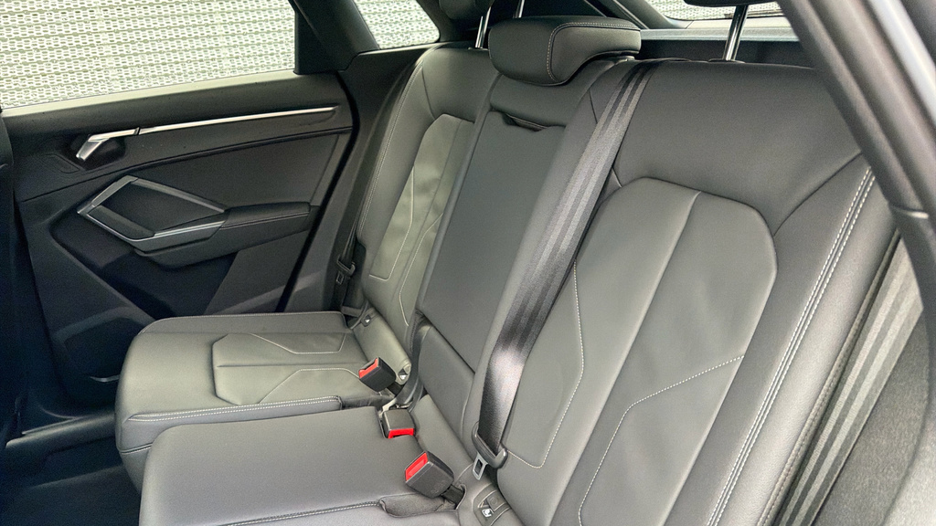 Audi Q3 35 Tfsi S Line S Tronic Leather White #17