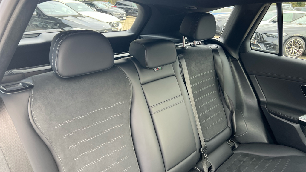 Mercedes-Benz GLC Class Glc300dh Mhev Amg Line Black #25
