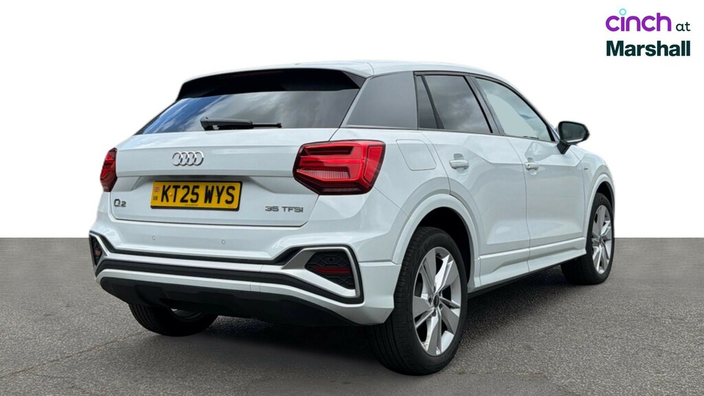 Audi Q2 Q2 35 Tfsi Black Edition S Tronic Blue #3