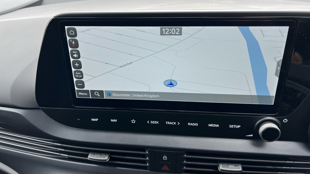 Hyundai Bayon 1.0 Tgdi Advance Dct Green #23