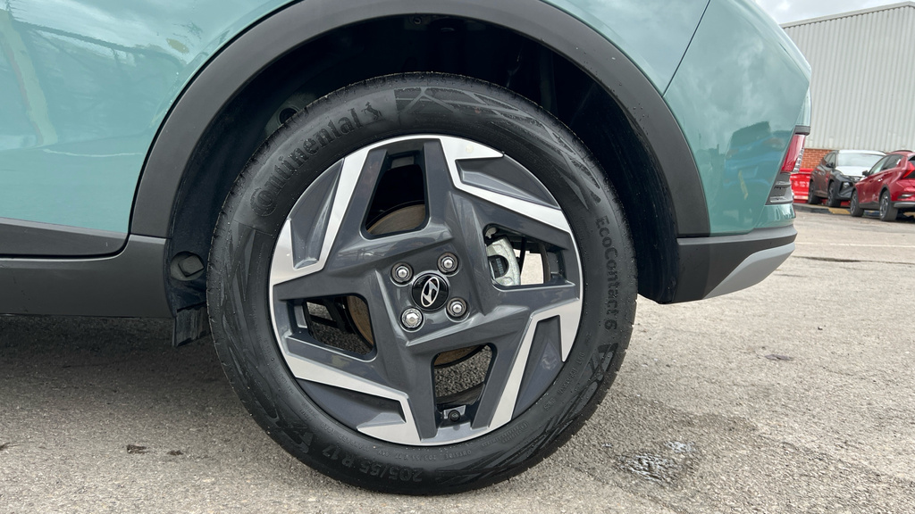 Hyundai Bayon 1.0 Tgdi Advance Dct Green #38