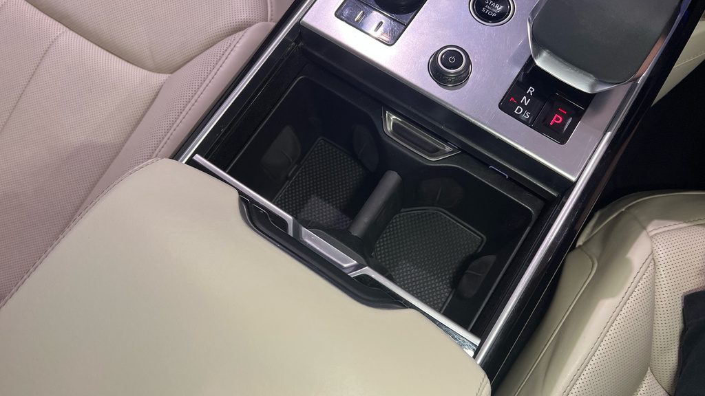 Land Rover Range Rover 3.0 D300 Hse White #60